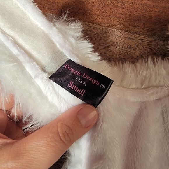 NWT Doggie Design Light Pink Houndstooth Sherpa Edged Dog Coat Size S with Leash - Picture 7 of 8